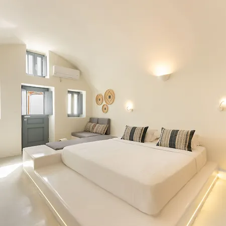 Cilon Hotel Imerovigli (Santorini)